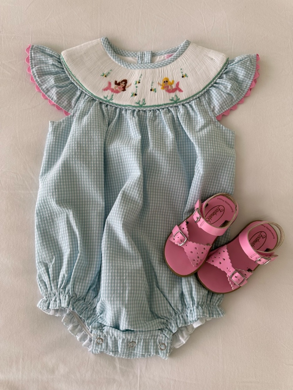 NWOT Stitchy Fish Mermaid bubble